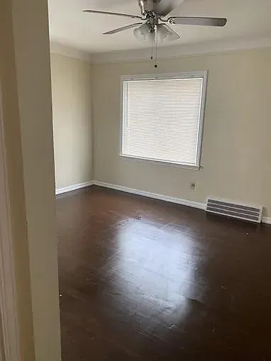 25455 Stanford St — Photo 9