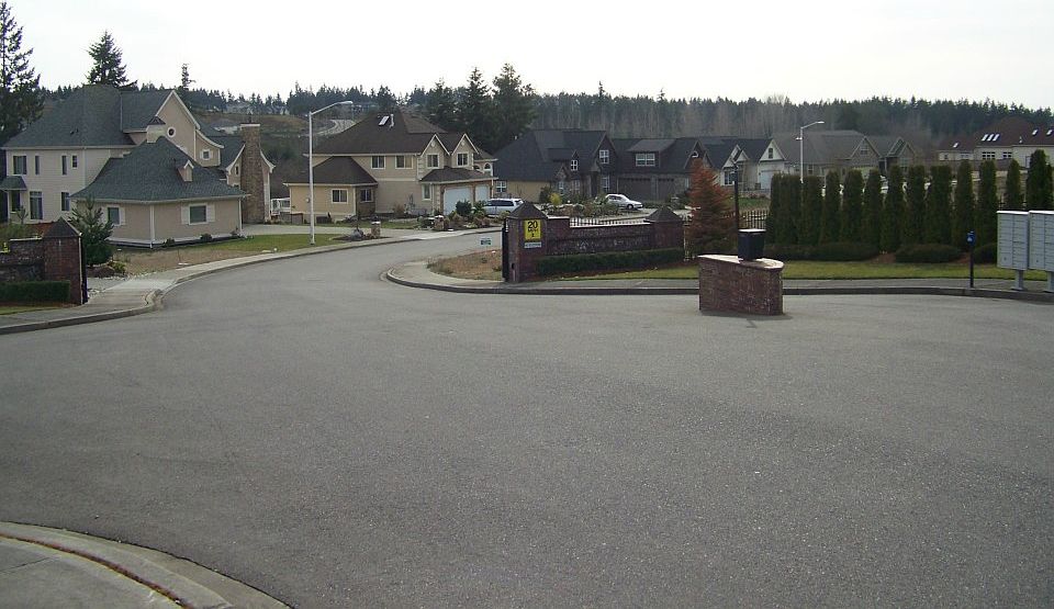 1st image of 1728 McAllister Ct SE