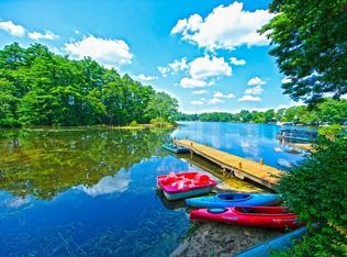 55 Lakeview Ave, Mansfield, MA 02048