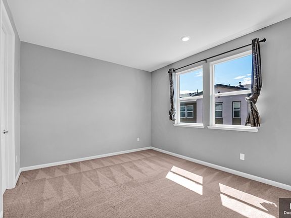 5th image of 458 Desert Holly St