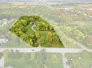 2174 Parkhill Dr, North Middlesex, ON N0M2K0