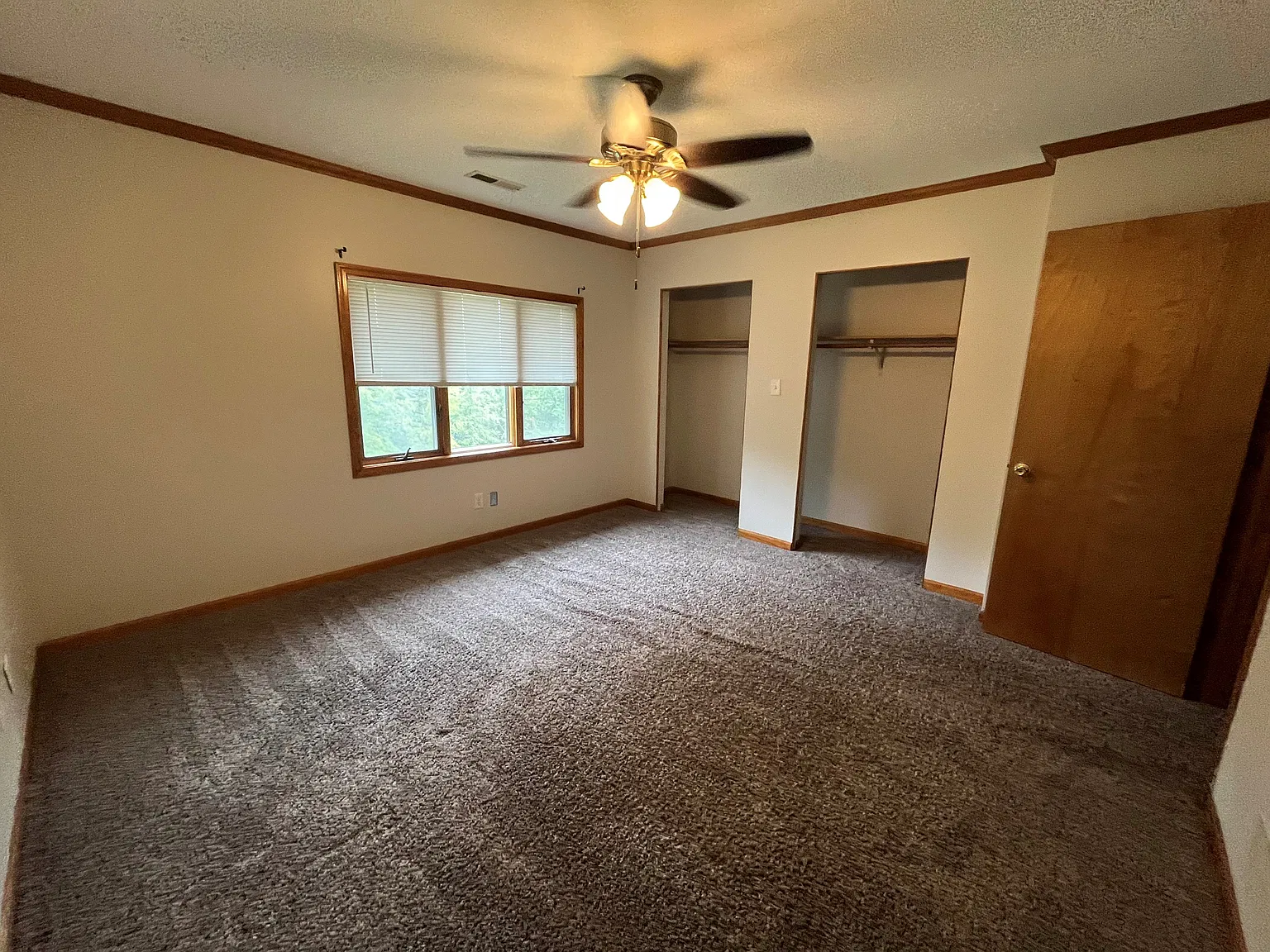 2 bed, 1.5 bath, 1152 sqft, $1,675 — Photo 3