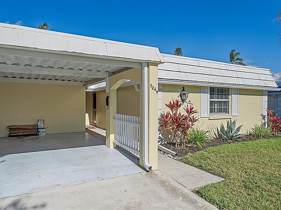 3rd image of 5869 Tidewood Ave #7