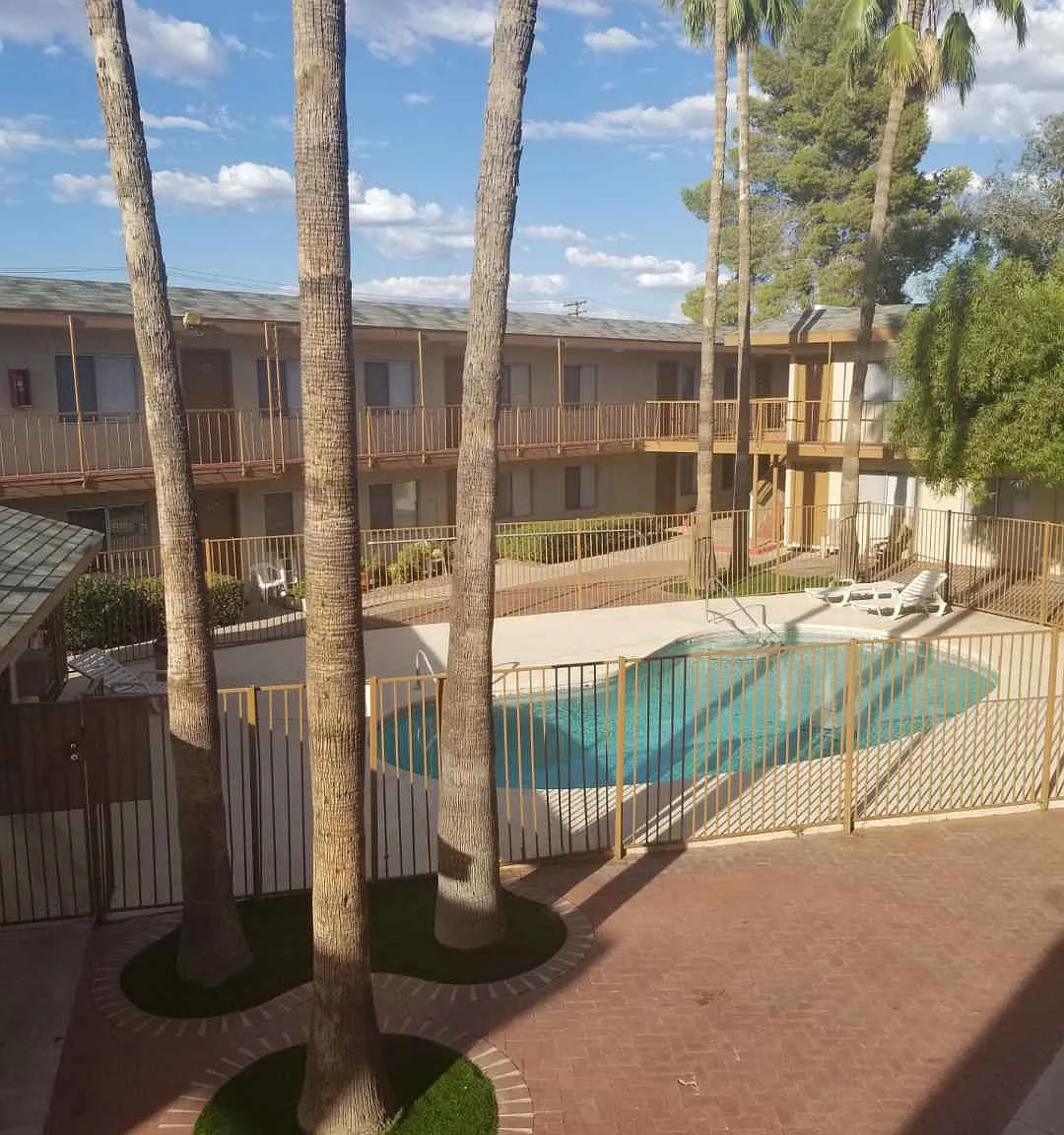 Rosemont Garden Apartments — Photo 4