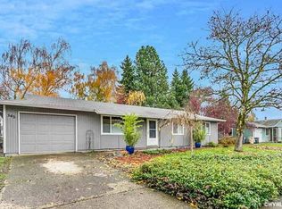 545 S 14th St, Lebanon, OR 97355