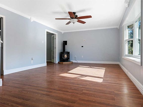 3rd image of 5 Winkel Way