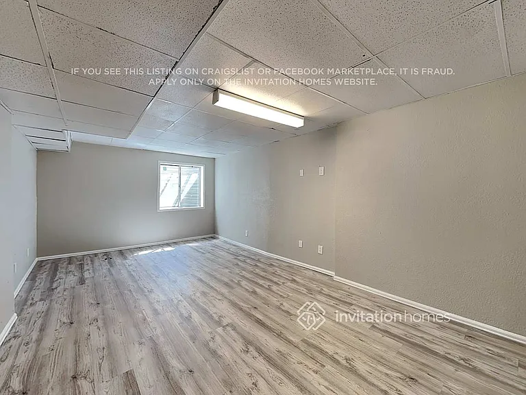 9678 Lansing Cir — Photo 18