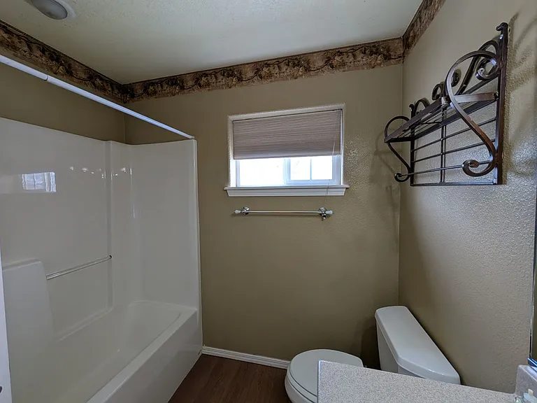 224 Capitan Cir — Photo 7