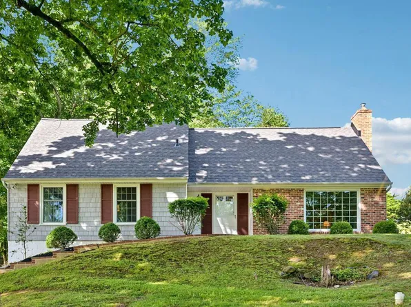 36 Dogwood Ln, Glen Mills, PA 19342