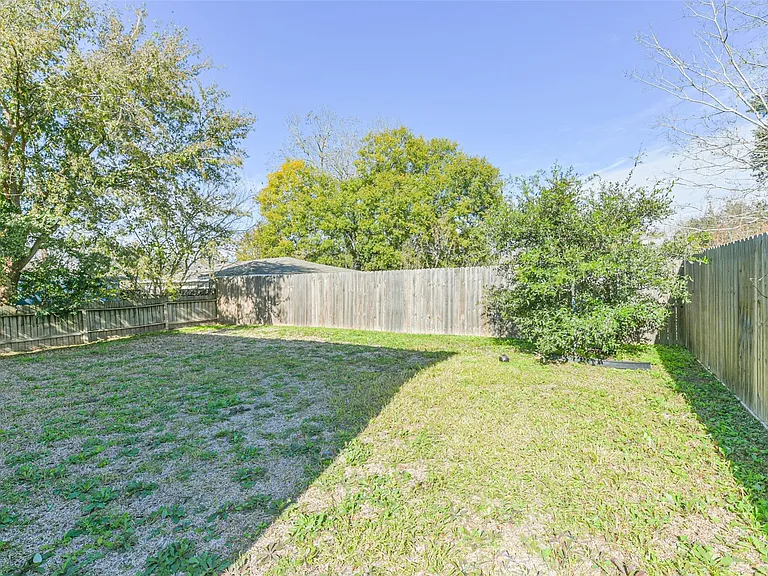 4405 Mallow St #B — Photo 20