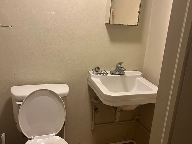 310 W Oak Dr — Photo 13