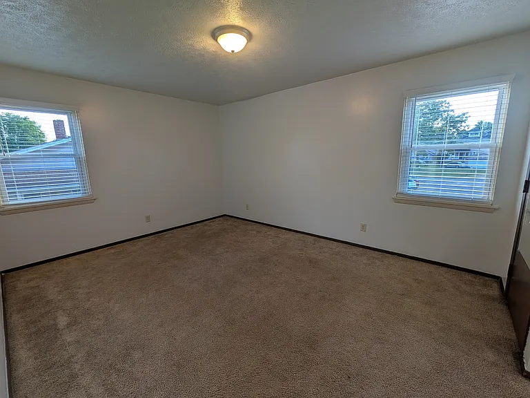 505 S Detroit St #6 — Photo 5