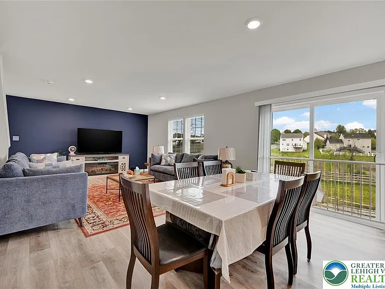 264 Winding Rd — Photo 8