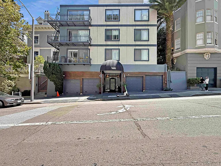 1885 Jackson St #403 — Photo 33
