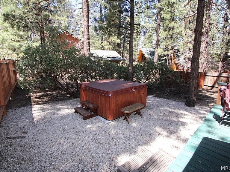 774 Summit Blvd #B — Photo 22
