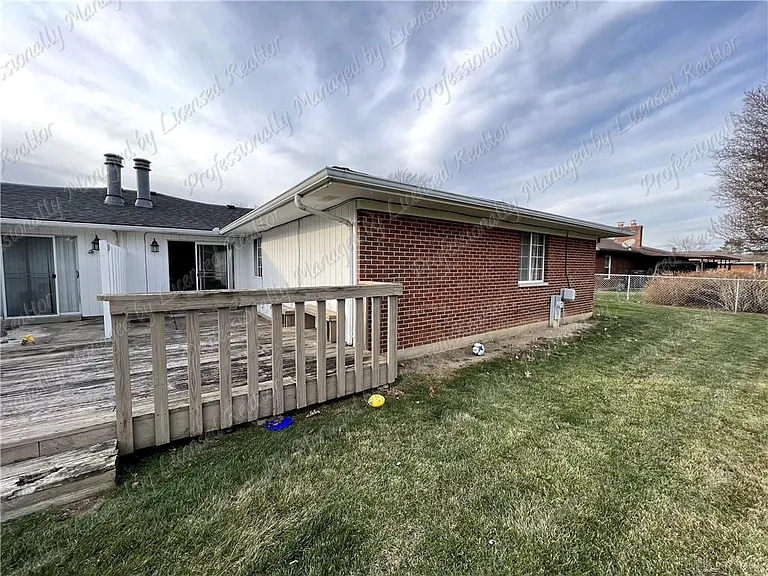 8774 Shadycreek Dr — Photo 29