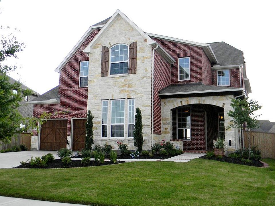 1st image of 27022 Franklin Park Dr