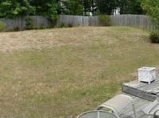 9307 Erinsbrook Dr, Raleigh, NC 27617