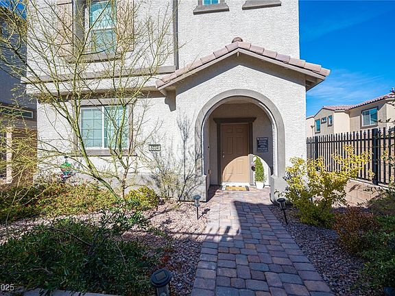 4th image of 8034 Mercury Skye St