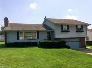 2945 Bernadette Dr, Youngstown, OH 44509