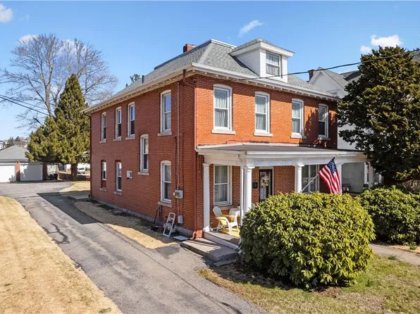 1 Pleasant St, Westerly, RI 02891