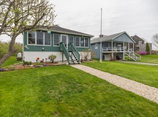 33 Webb Field Rd, Brunswick, ME 04011