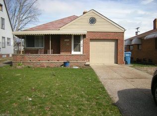 2008 Grovewood Ave, Parma, OH 44134