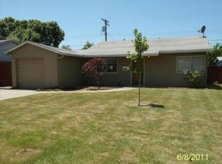 1037 Hampton Rd, Sacramento, CA 95864