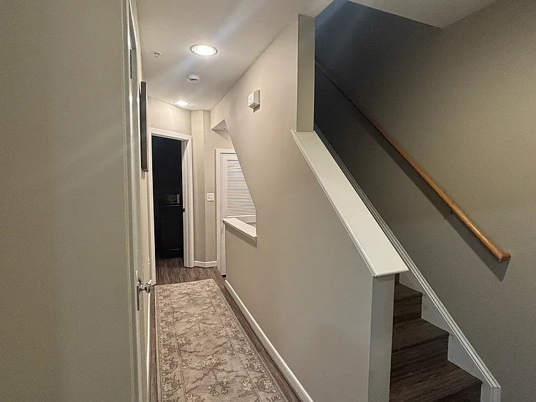 2302 Cobble Hill Ter — Photo 25
