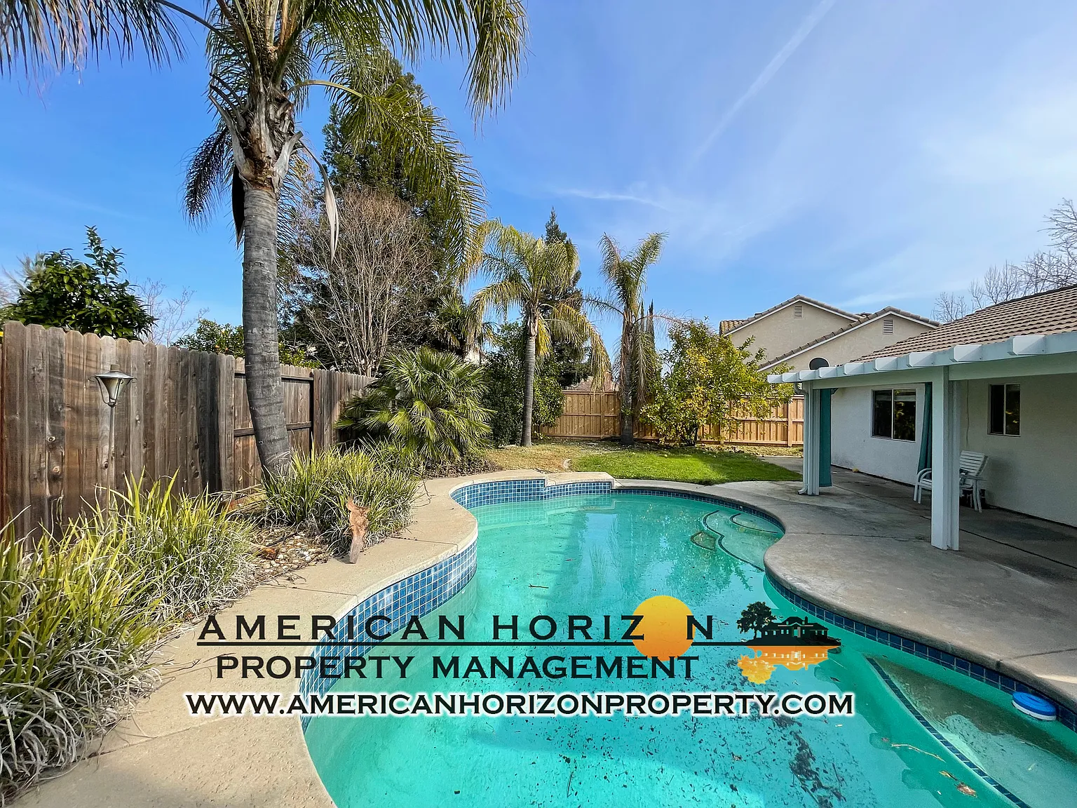 3 bed, 1120 sqft, $3,195 — Photo 3