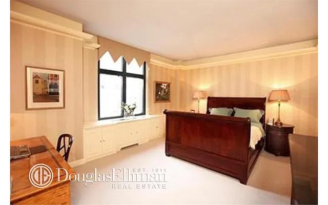 Sold by Douglas Elliman | media 10