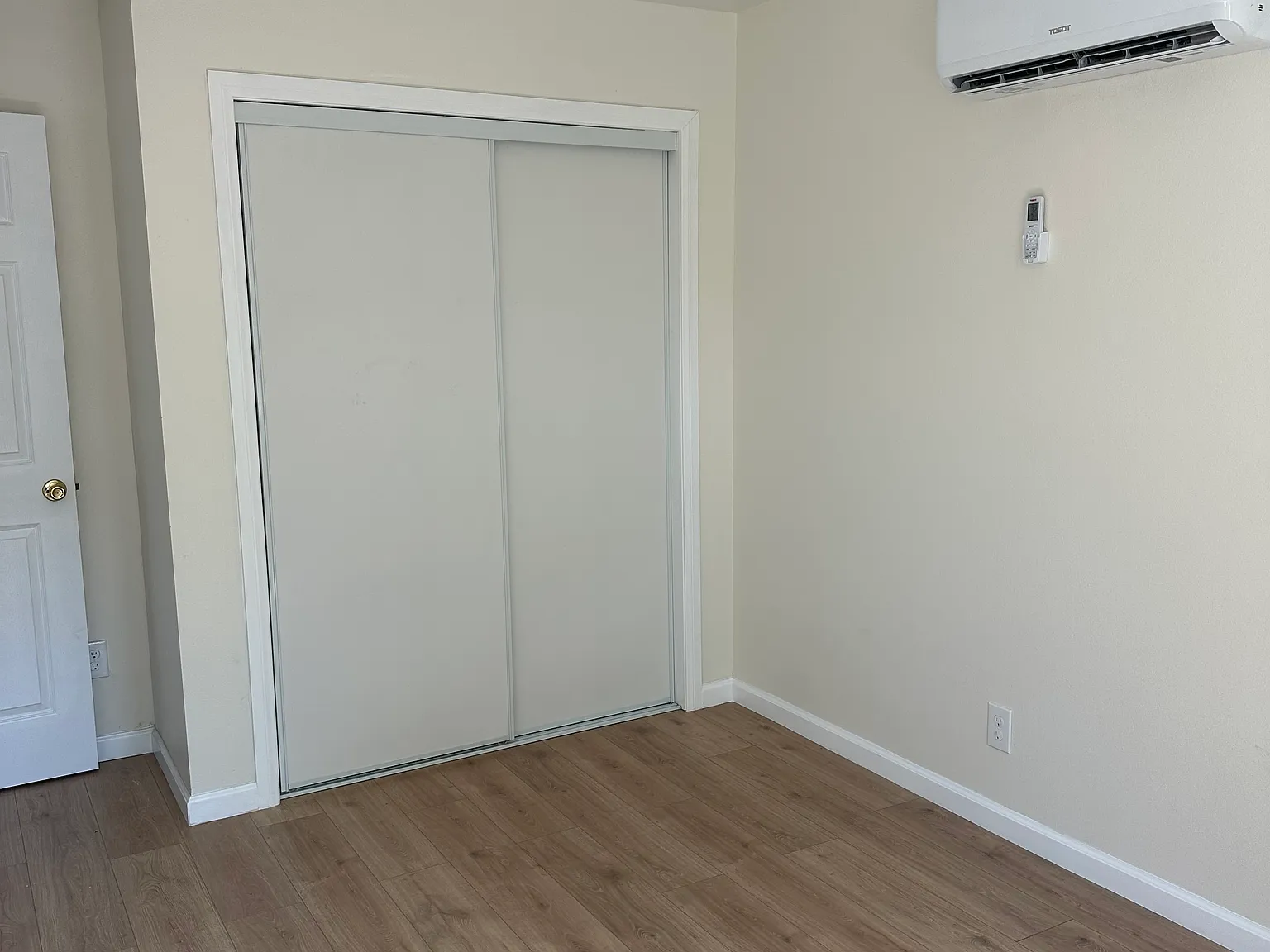 3 bed, 1500 sqft, $3,995 — Photo 3