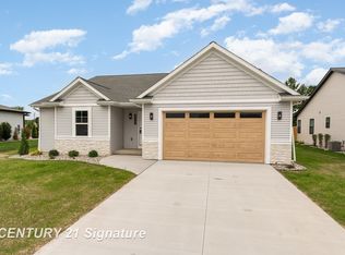 5890 Diamond Meadows Ln, Freeland, MI 48623