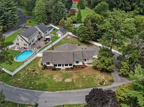 321 Captain Davis Dr, Camden Wyoming, DE 19934