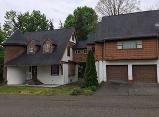 2100 Pleasant Ave, Wellsburg, WV 26070