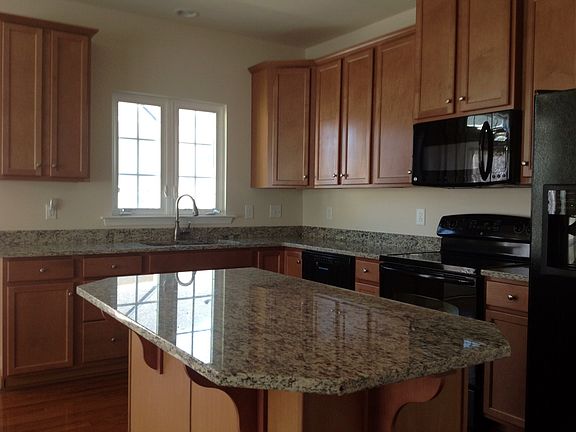 2nd image of 3917 Pumpkin Seed Ln