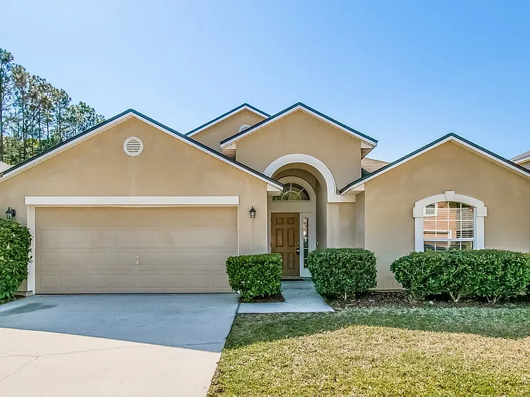 2318 Cherokee Cove Trl — Photo 1