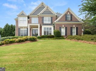 2421 Floral Valley Dr, Dacula, GA 30019