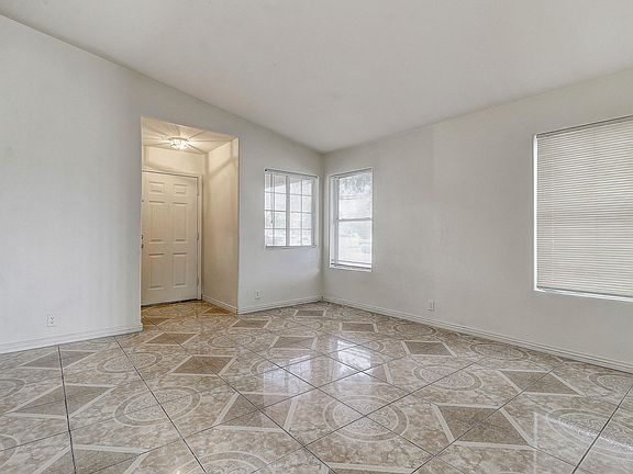 5th image of 4545 N 67th Ave Unit 1243