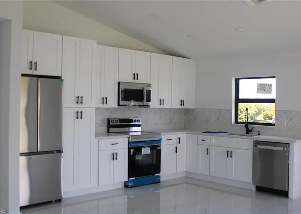 1348 NW 13th Pl