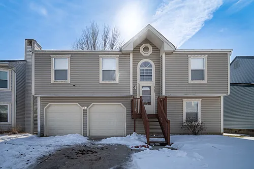 6069 Northbend Dr Photo 1