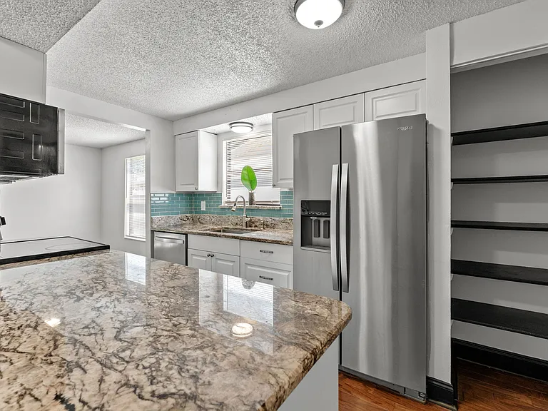12419 Hidden Brook Dr — Photo 9