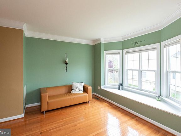 3rd image of 6173 Popes Creek Pl