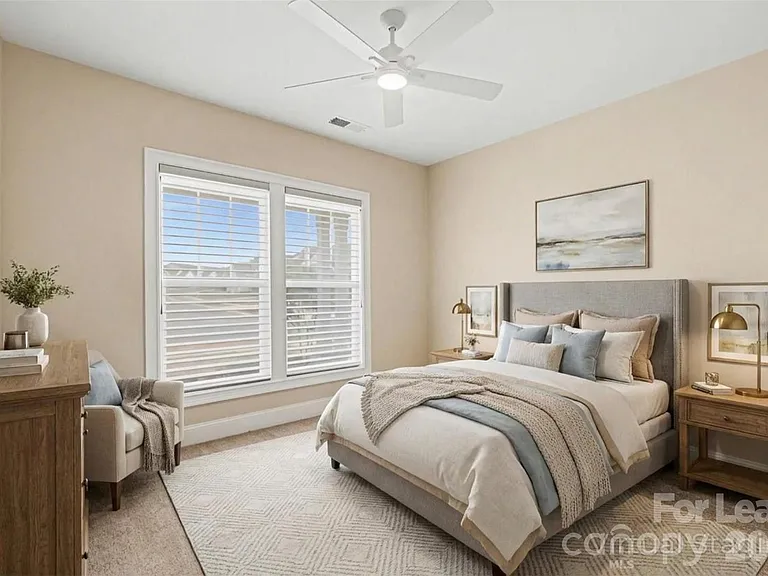 2026 Lake Como Dr — Photo 18