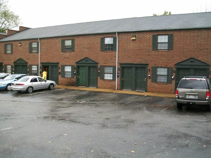 1st image of 3201 Chamberlayne Ave APT 103