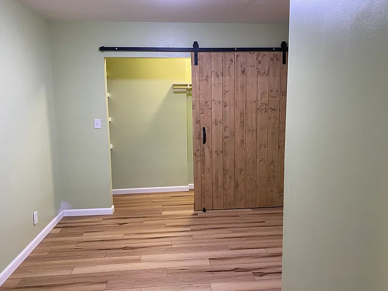 1418 Mapleside Ct — Photo 21