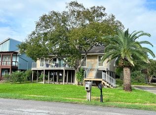 2303 Todville Rd, Seabrook, TX 77586