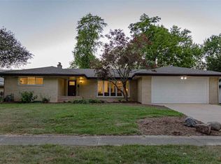 918 Roncevalles Ave, Rockford, IL 61107