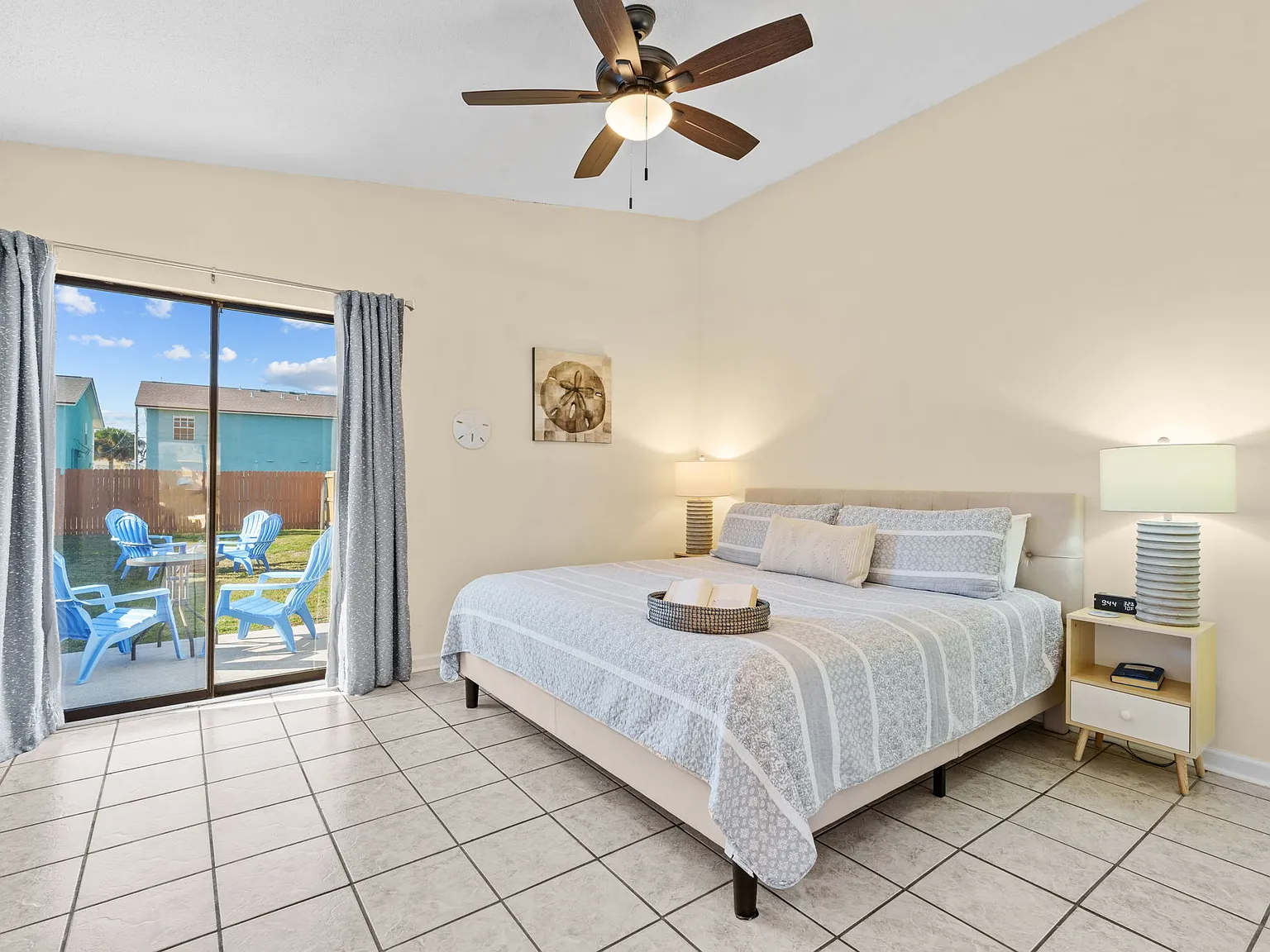 1 bed, 640 sqft, $2,300 — Photo 3