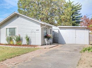 1468 SW Bridge St, Grants Pass, OR 97526